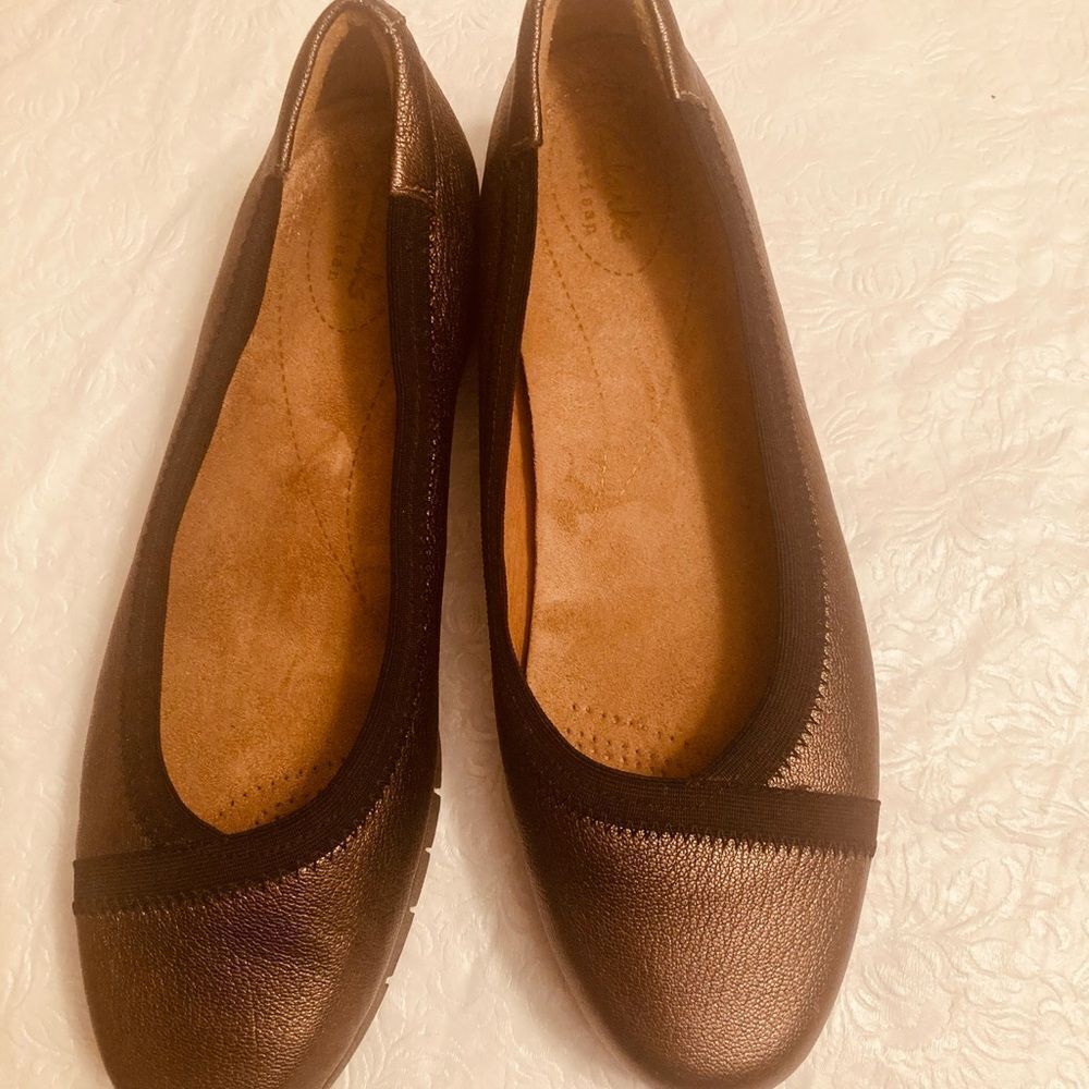 Clarks Artisan Metallic Slip On Shoes - image 8